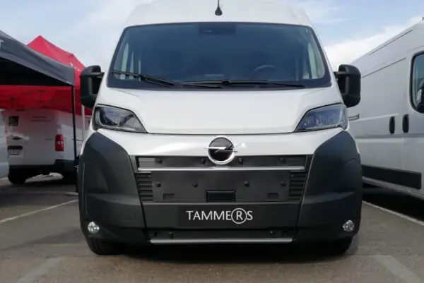 Maskisuoja Opel Movano (2024➟), Tammer-Suoja 🙂 Pikatoimitus