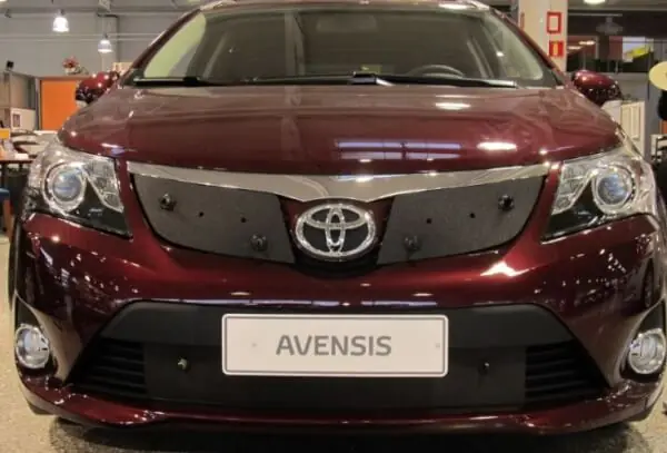 Maskisuoja Toyota Avensis (2012-6/2015), Tammer-Suoja đ Halpa