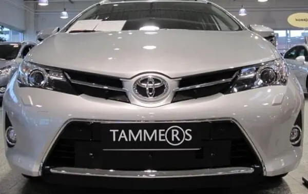 Maskisuoja Toyota Auris (2013-2015), Tammer-Suoja đ Turvallinen Maksu