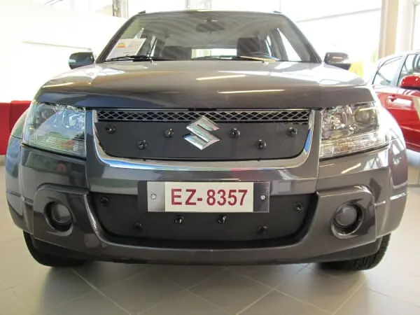 Viikonlopputarjous Maskisuoja Suzuki Grand Vitara (2006-2013), Tammer-Suoja đ