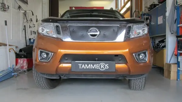 Ilmainen Palautus Maskisuoja Nissan Navara (2016-2019), Tammer-Suoja đ