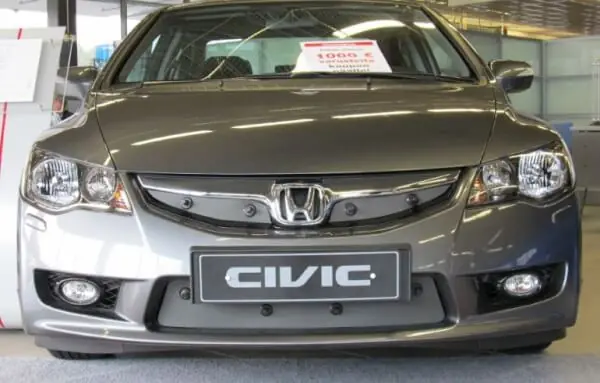 Erikoistarjous Maskisuoja Honda Civic Sedan (2008-2011), Tammer-Suoja đ