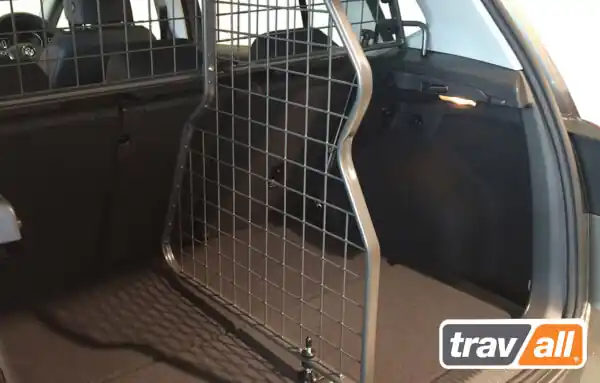 Alennettu Tilanjakaja - Volkswagen Golf Sportsvan (2014-2020), Travall 🙂