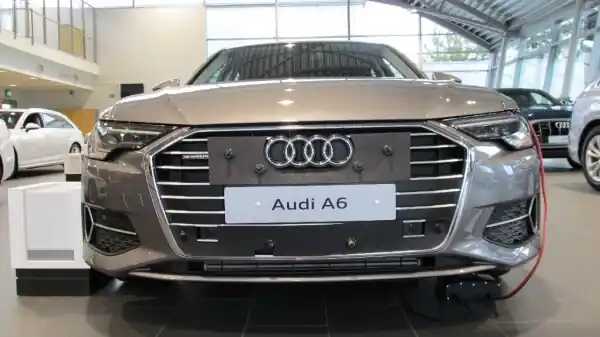 Maskisuoja Audi A6 (2019-2025), Tammer-Suoja đ Alennus