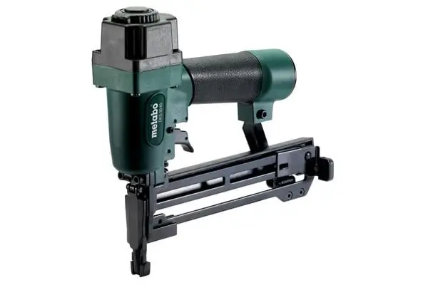 Superhinta Hakasnaulain DKG 90/40, Metabo 🙂