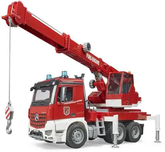 Pakollinen (Must-Have) Lelu Nosturiauto Mercedes-Benz Arocs vilkuilla ja äänellä (1 16), Bruder 🙂