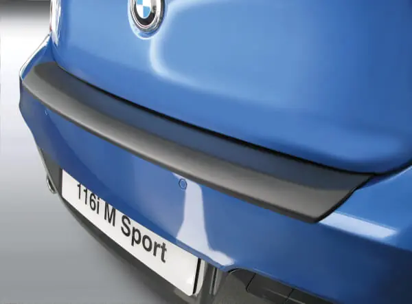 Uusi Malli Takapuskurin suoja BMW 1-Sarja F20 3/5-Ov. (2011-2015) M-Sport đ