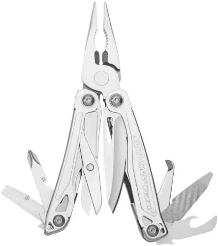 Sertifioitu Monitoimityökalu Wingman, Leatherman 🙂
