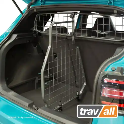 Pakollinen (Must-Have) Tilanjakaja autoon - Volkswagen T-Cross matala lattia (2018➟), Travall 🙂