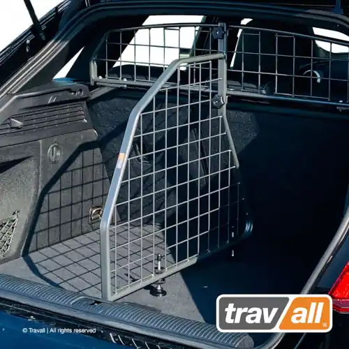 Tilanjakaja autoon - Audi A3 / S3 korkea lattia (2020➟), Travall 🙂 Viimeinen Mahdollisuus