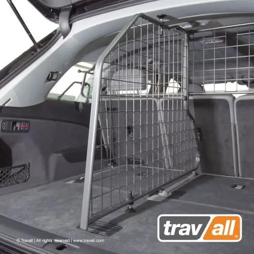 Tehdashinta Tilanjakaja autoon - Seat / Cupra Ateca (2016➟) ei kattoluukkua, Travall 🙂